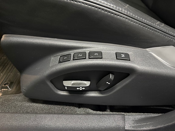 Volvo S80 18 of 30