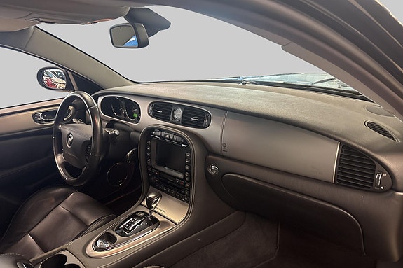 Jaguar XJ 26 hos Sommerseth