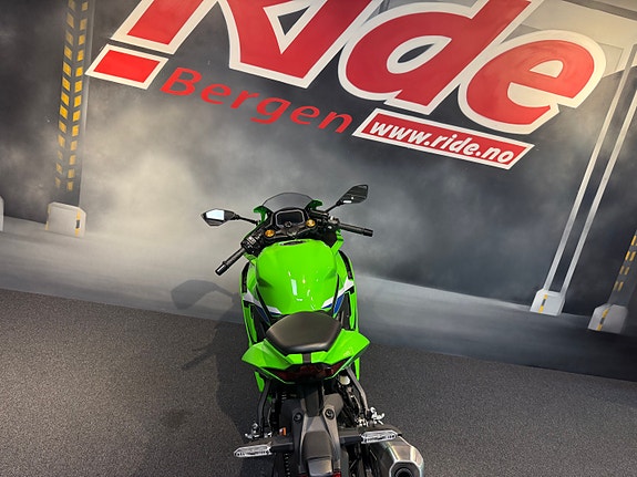 Kawasaki ZX-4RR 14 of 14