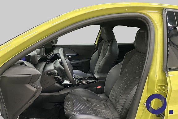 Peugeot e-208 12 of 18