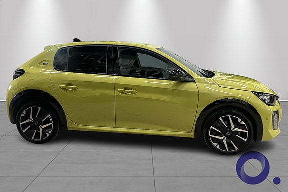 Peugeot e-208 7 of 18