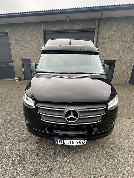 Mercedes-Benz Sprinter 3 of 13