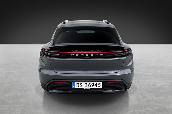 Porsche Macan 6 of 28