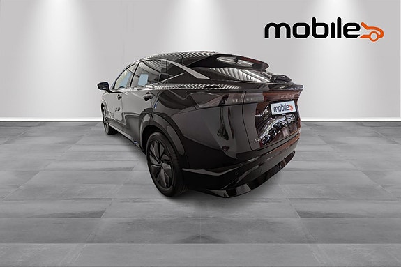 Nissan Ariya 6 of 30