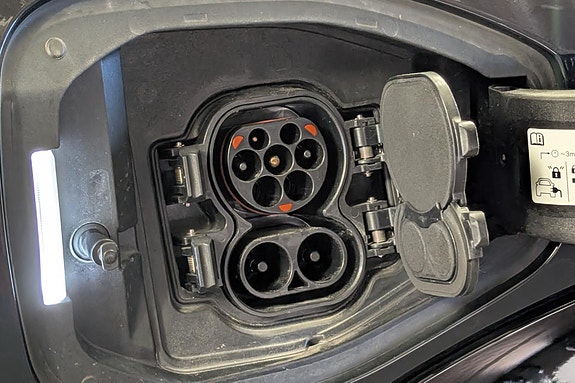 Nissan Ariya 8 of 30