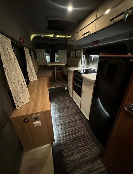 Mercedes-Benz Sprinter 515 17 of 21