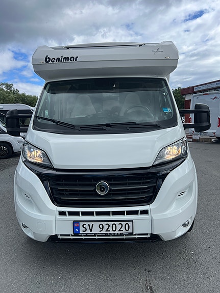 Benimar Mileo 263, Hengerfeste, AC bodel, TV + antenne, 5 seter, B førerkort 6 of 30