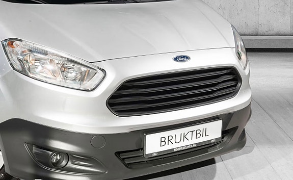 Ford Transit Courier 5 of 16