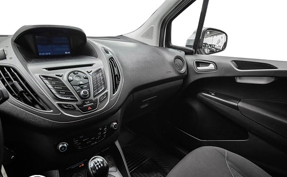Ford Transit Courier 8 of 16