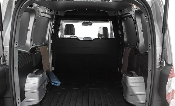 Ford Transit Courier 14 of 16