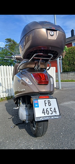 Vespa Primavera 50 8 of 15