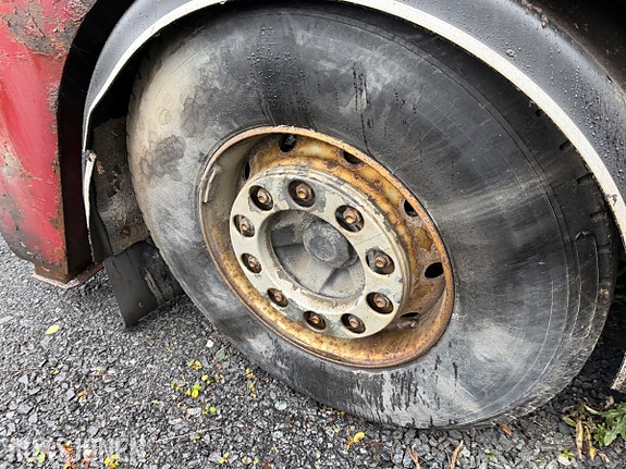 Volvo FM330 20 of 30