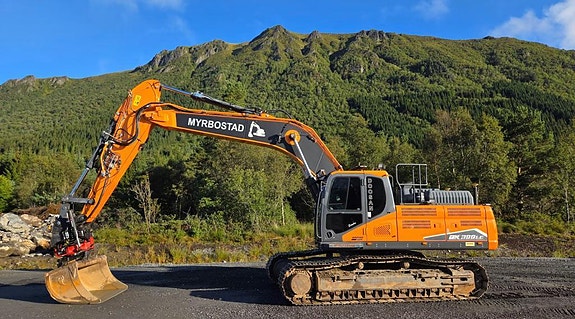 Doosan Dx300lc 2 of 9