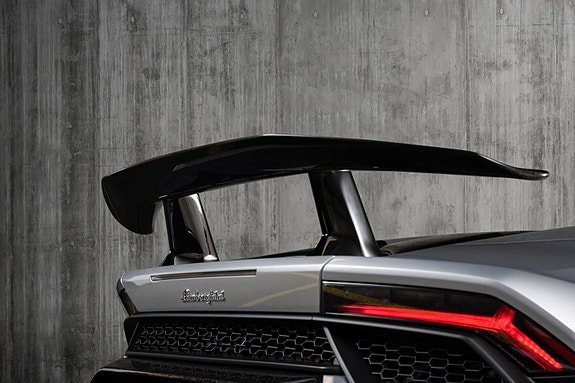 Lamborghini Huracan Spyder 15 of 30