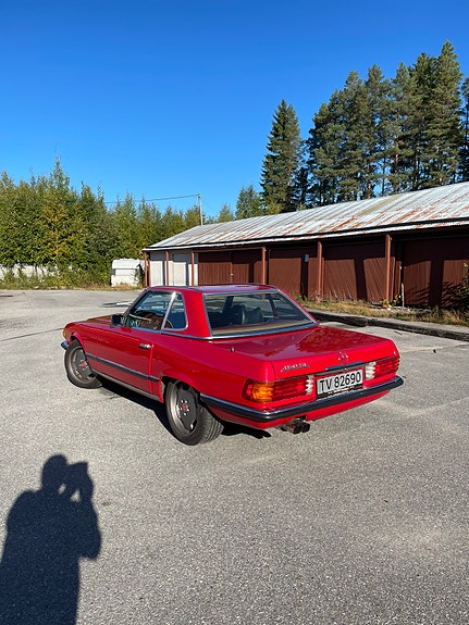 Mercedes-Benz SL450 2 of 12
