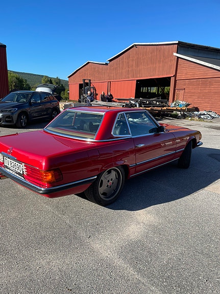 Mercedes-Benz SL450 3 of 12