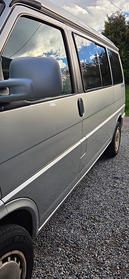 Volkswagen Multivan 11 of 30