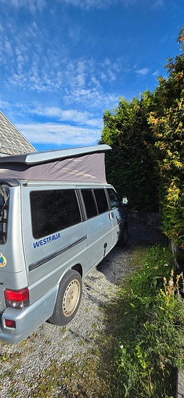 Volkswagen Multivan 14 of 30