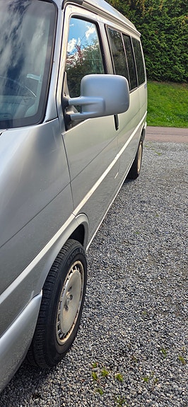 Volkswagen Multivan 12 of 30