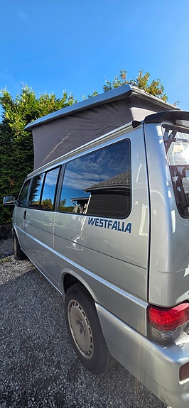 Volkswagen Multivan 13 of 30