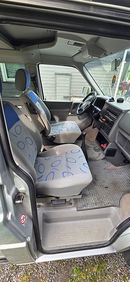 Volkswagen Multivan 29 of 30