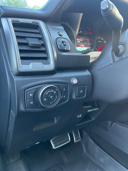 Ford Ranger Raptor 23 of 30