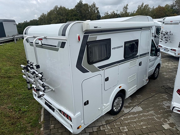 Weinsberg Cara Suite 550 MG Ford 4 of 14