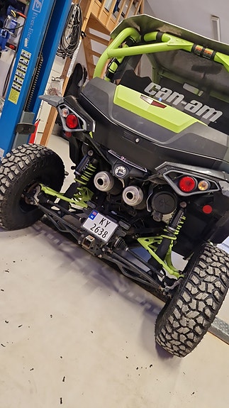 Can-Am Can-Am 1000 turbo 3 of 4