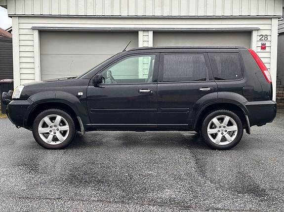 Nissan X-Trail 4 of 22