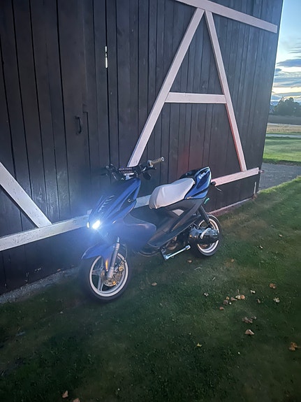 Yamaha 50 Aerox 3 of 8
