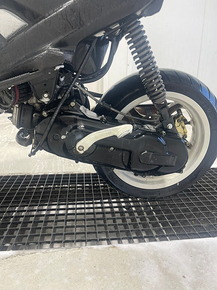 Yamaha 50 Aerox 7 of 8