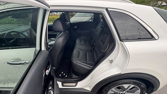Kia e-Niro 23 of 29
