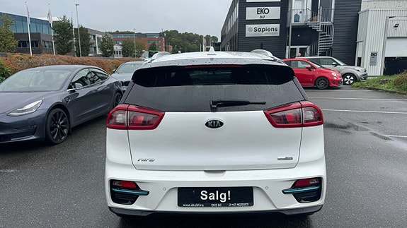 Kia e-Niro 7 of 29