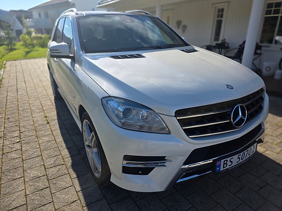 Mercedes-Benz ML350 20 of 29