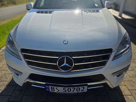 Mercedes-Benz ML350 22 of 29