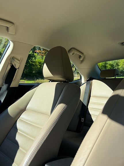 Lexus IS300h 11 of 21
