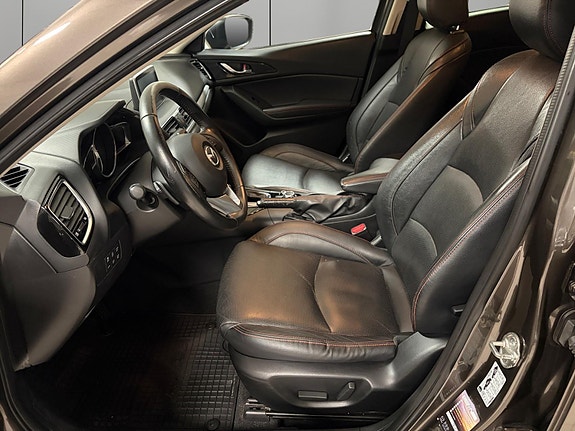 Mazda 3 10 of 26