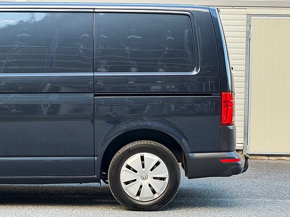 Volkswagen Transporter 10 of 30