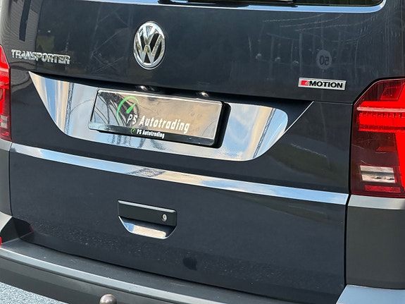 Volkswagen Transporter 12 of 30