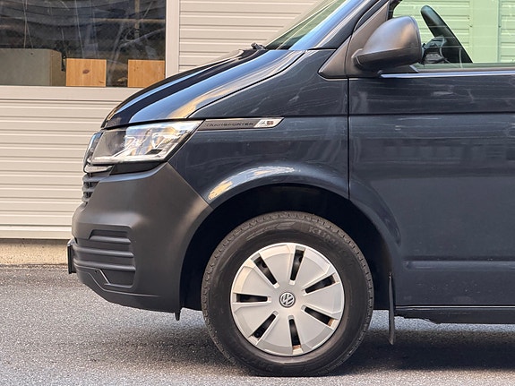 Volkswagen Transporter 9 of 30