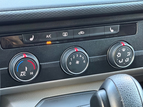 Volkswagen Transporter 28 of 30
