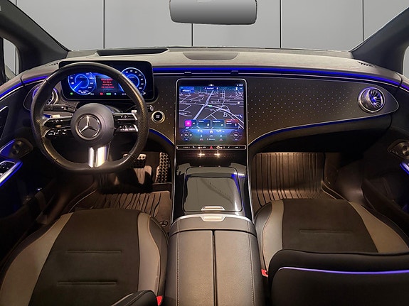 Mercedes-Benz EQE350 17 of 30