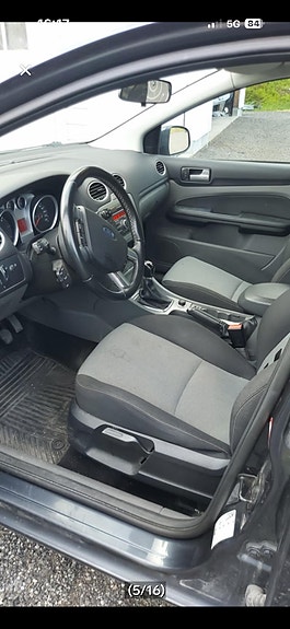 Ford Focus 4 of 12