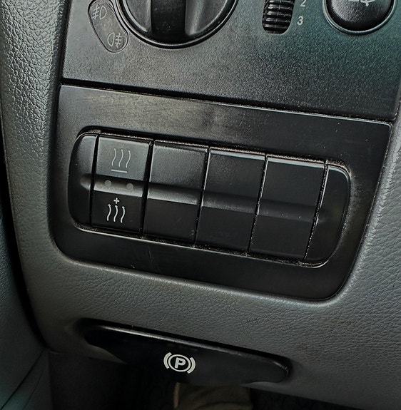 Mercedes-Benz Vito 111 17 of 30