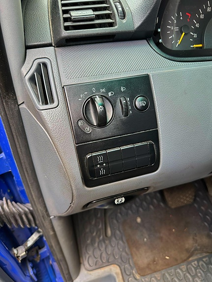 Mercedes-Benz Vito 111 18 of 30