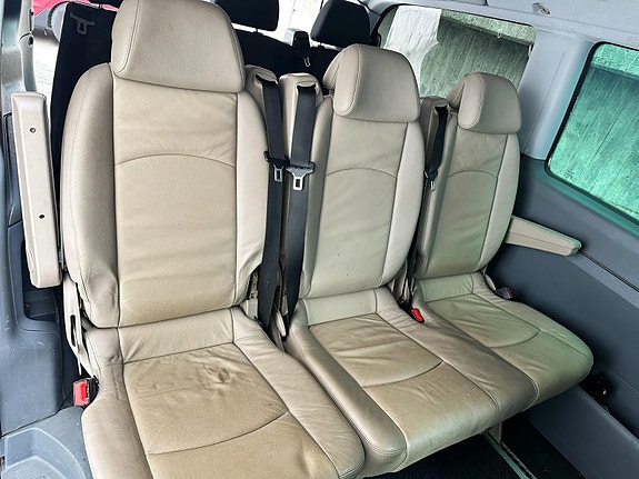Mercedes-Benz Vito 111 27 of 30