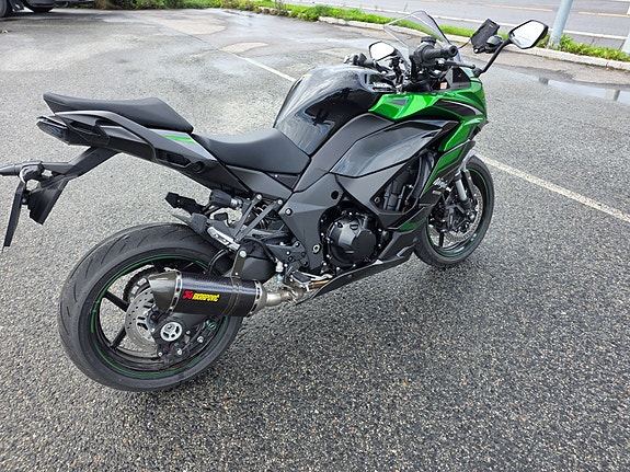 Kawasaki Ninja 1000 SX 4 of 12