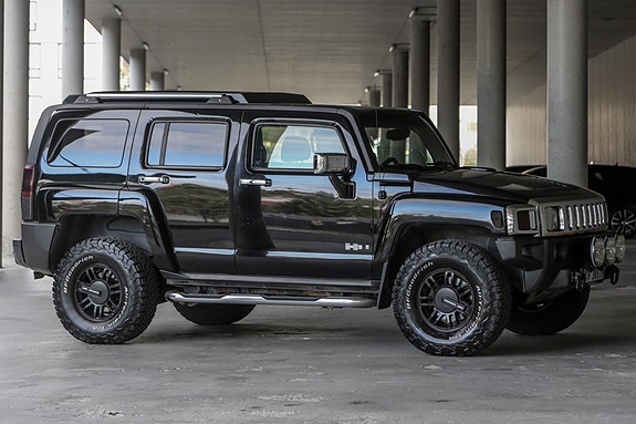 Hummer H3 2 of 18