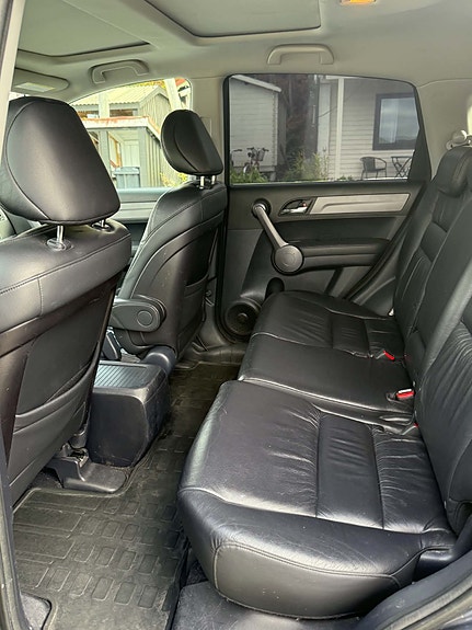 Honda CR-V 11 of 16