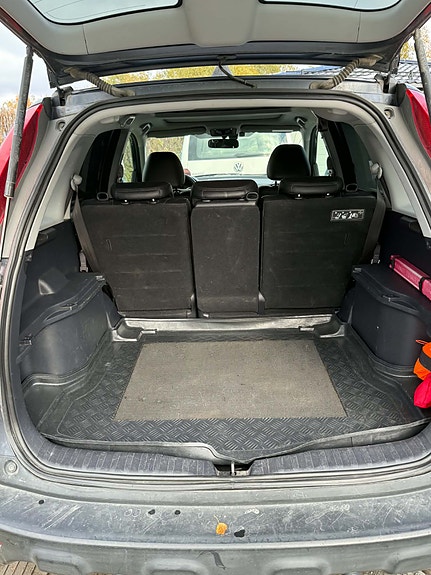 Honda CR-V 12 of 16